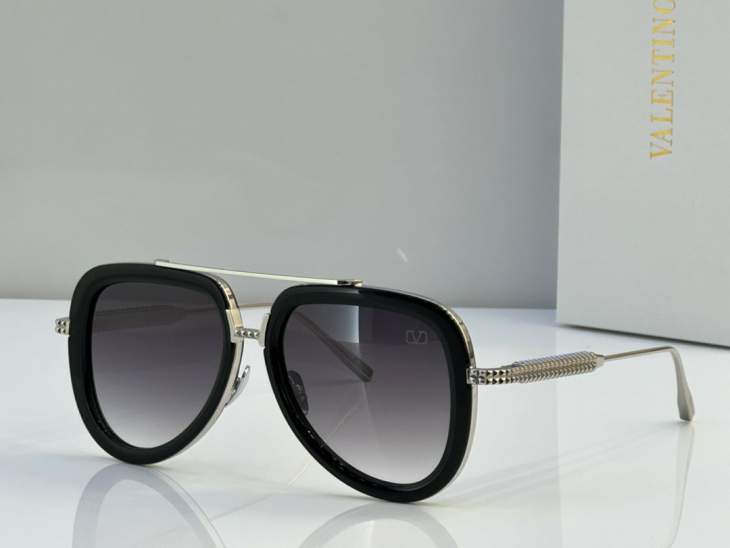 Picture of Valentino Sunglasses _SKUfw65040693fw